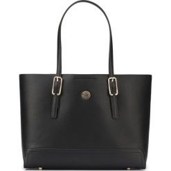 Tommy Hilfiger Honey Medium Torebka Czarny. Czarne torebki klasyczne damskie TOMMY HILFIGER, w paski, z materiału, bez dodatków. Za 738,95 zł.