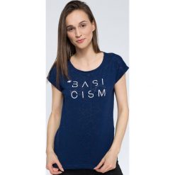 T-shirt damski TSD255 - ciemny granatowy. Niebieskie t-shirty damskie marki 4f, z nadrukiem, z bawełny, bez kołnierzyka. Za 49,99 zł.