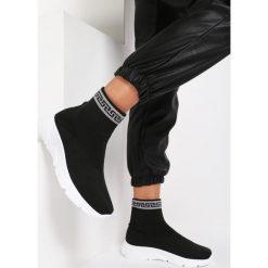 Czarne Sneakersy Feloria. Czarne sneakersy damskie Renee. Za 89,99 zł.