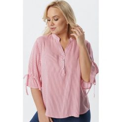 Czerwona Bluzka Limolis. Czerwone bluzki damskie Born2be, na co dzień, xl, bez wzorów, z tkaniny, biznesowe, ze stójką, bez rękawów. Za 59,99 zł.