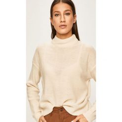Answear - Sweter. Białe swetry damskie ANSWEAR, s, bez wzorów, z dzianiny, bez rękawów, bez kaptura. W wyprzedaży za 49,90 zł.