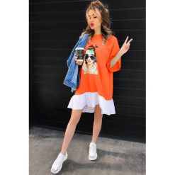 Tunika CAPRICE ORANGE. Pomarańczowe tuniki damskie tunika CAPRICE ORANGE, s, bez wzorów, bez kołnierzyka, bez rękawów. W wyprzedaży za 59,00 zł.