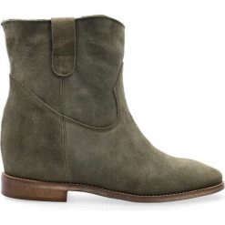Botki oliwkowe z ukrytą koturną. Zielone botki damskie Arturo Vicci, ze skóry, boho, na wysokim obcasie, na koturnie, bez zapięcia. Za 279,00 zł.