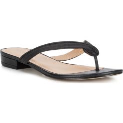 Buty damskie. Szare klapki damskie Wittchen, w paski, ze skóry. W wyprzedaży za 179,90 zł.