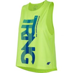 Top treningowy damski TSDF206 - soczysta zieleń neon. Żółte topy damskie 4f, bez wzorów, z materiału, bez kołnierzyka. W wyprzedaży za 49,99 zł.