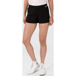 O'Neill Szorty Czarny. Czarne szorty damskie O'Neill, l, bez wzorów, z elastanu. Za 180,95 zł.