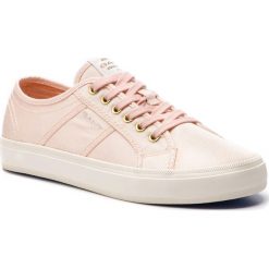 Tenisówki GANT - Zoee 18538443 Silver Pink G584. Różowe półbuty damskie GANT, bez wzorów, z gumy, bez zapięcia. W wyprzedaży za 189,00 zł.