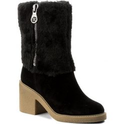 Botki GUESS - Rilley FLRIL4 SUE10 BLACK. Czarne botki damskie skórzane marki Guess. W wyprzedaży za 419,00 zł.