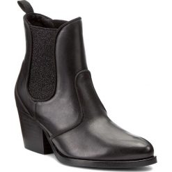 Botki GUESS - Juditta FLJUD3 LEA09 BLACK. Czarne botki damskie skórzane marki Guess. W wyprzedaży za 379,00 zł.