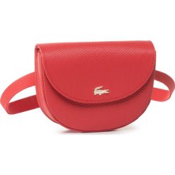 Saszetka nerka LACOSTE - Waistbag NF3049CE Bittersweet D50. Czerwone nerki damskie Lacoste, bez wzorów, ze skóry, bez dodatków. W wyprzedaży za 539,00 zł.