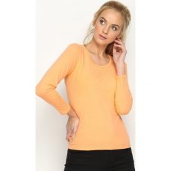 Pomarańczowa Bluzka In Journey. Pomarańczowe bluzki damskie marki Born2be, xl, z okrągłym kołnierzem, z długim rękawem. Za 24,99 zł.