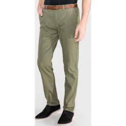 Scotch & Soda Stuart Spodnie Zielony. Zielone spodnie męskie Scotch & Soda, w paski, z elastanu. Za 402,95 zł.