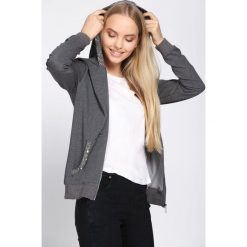 Ciemnoszara Bluza All around. Szare bluzy rozpinane damskie Born2be, l, z kapturem. Za 64,99 zł.