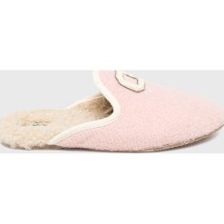 Gant - Kapcie. Szare kapcie damskie GANT, z gumy. Za 219,90 zł.