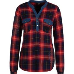 Koszula Desigual Blus Penny 19WWBW38. Bluzki damskie Desigual, l, bez wzorów, bez kołnierzyka, bez rękawów. W wyprzedaży za 179,00 zł.