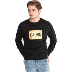Calvin Klein Bluza Czarny. Czarne bluzy męskie Calvin Klein, l, z nadrukiem, z bawełny, bez kołnierzyka, bez rękawów, bez kaptura. Za 486,95 zł.