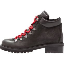 SPM LOSURO Ankle boot black. Czarne botki damskie skórzane marki SPM. Za 459,00 zł.