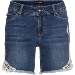Szorty dżinsowe z koronką bonprix niebieski "stone". Niebieskie jeansy damskie marki bonprix, z jeansu. Za 99,99 zł.