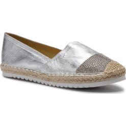 Espadryle JENNY FAIRY - WS569A-1 Silver 1. Szare espadryle damskie Jenny Fairy, na co dzień, z aplikacjami, ze skóry ekologicznej, bez obcasa, na płaskiej podeszwie, bez zapięcia. Za 69,99 zł.