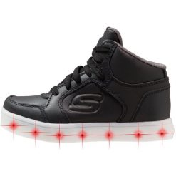Skechers ENERGY LIGHTS Tenisówki i Trampki wysokie black. Czarne tenisówki męskie Skechers, ze skóry. W wyprzedaży za 239,20 zł.