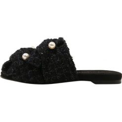 Chodaki damskie: Kurt Geiger Klapki black