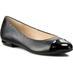 Baleriny HÖGL - 0-121000 Black 0100. Czarne baleriny damskie HÖGL, bez wzorów, ze skóry, bez obcasa. W wyprzedaży za 289,00 zł.