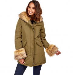 Płaszcz zimowy w kolorze khaki. Brązowe płaszcze damskie zimowe marki Snowie Collection, s. W wyprzedaży za 272,95 zł.