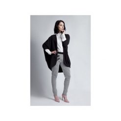 SWETER - NIETOPERZ, SWE107. Czarne swetry klasyczne damskie marki Lanti, uniwersalny, z jeansu, biznesowe. Za 130,00 zł.