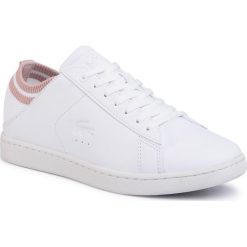 Sneakersy LACOSTE - Carnaby Evo Duo 120 1 Sfa 7-39SFA001183J Wht/Nat. Białe półbuty damskie Lacoste, bez wzorów, ze skóry ekologicznej, bez obcasa, na płaskiej podeszwie, bez zapięcia. W wyprzedaży za 279,00 zł.