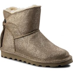 Buty BEARPAW - Natalia 2013W Pewter Distressed. Pomarańczowe botki damskie marki Bearpaw, na zimę, z wełny, bez zapięcia. W wyprzedaży za 299,00 zł.