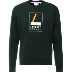 Lacoste Bluza sinople/white. Zielone bluzy męskie marki Lacoste, m, z bawełny. Za 549,00 zł.