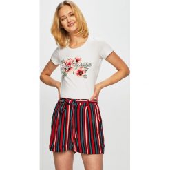 Pepe Jeans - Top Kaia. Białe bluzki damskie Pepe Jeans, s, z nadrukiem, z elastanu, z okrągłym kołnierzem. W wyprzedaży za 69,90 zł.
