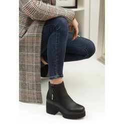 Czarne Botki Fleming. Czarne botki damskie Renee, eleganckie, z okrągłym noskiem, za kostkę, bez obcasa, na obcasie, na zamek. Za 99,99 zł.