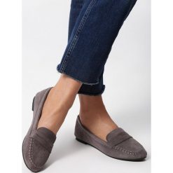 Szare Mokasyny Zoeys. Szare mokasyny damskie Born2be, na obcasie. Za 59,99 zł.