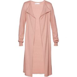 Sweter bez zapięcia bonprix stary jasnoróżowy. Różowe swetry damskie bonprix, bez wzorów, retro, bez rękawów, bez kaptura. Za 89,99 zł.