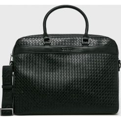 Guess Jeans - Torba. Czarne torby na laptopa marki Guess Jeans, w paski, z poliesteru. Za 649,90 zł.