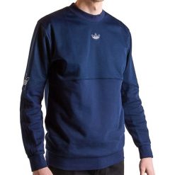 ADIDAS OUTLINE CREW SWEATSHIRT > FM3863. Bluzy męskie Adidas, xl, bez wzorów, z bawełny, street, bez kołnierzyka, bez rękawów, bez kaptura. Za 229,99 zł.