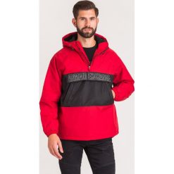 KURTKA ARMANI EXCHANGE. Czerwone płaszcze męskie Armani Exchange, m, z nadrukiem, z materiału, bez kaptura. Za 1119,00 zł.