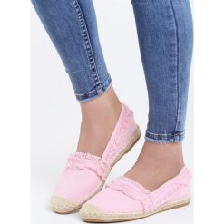 Różowe Espadryle Energy. Czerwone espadryle damskie Born2be, ze skóry, na płaskiej podeszwie. Za 49,99 zł.