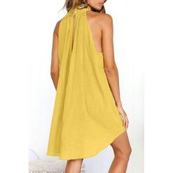 Sukienka DIMENA YELLOW. Żółte sukienki damskie IVET, na co dzień, na lato, s, bez wzorów, z bawełny, eleganckie, bez kołnierzyka, z krótkim rękawem, krótkie, mini. W wyprzedaży za 59,00 zł.