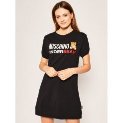 Sukienka codzienna Moschino Underwear & Swim A1916 9003. Białe sukienki damskie Moschino Underwear & Swim, na co dzień, l, bez wzorów, z elastanu, bez kołnierzyka, bez rękawów, proste. W wyprzedaży za 409,00 zł.