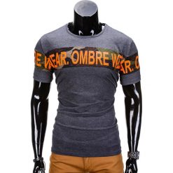 T-SHIRT MĘSKI Z NADRUKIEM S842 - GRAFITOWY. Szare t-shirty męskie z nadrukiem Ombre Clothing, m. Za 29,00 zł.