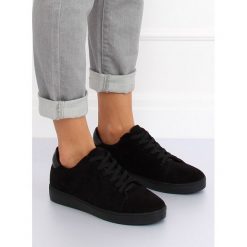 Trampki damskie czarne JULETA. Czarne buty sportowe damskie FunKee.pl, bez wzorów, z zamszu, klasyczne. Za 67,99 zł.