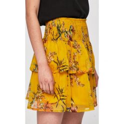 Vero Moda - Spódnica. Niebieskie spódniczki damskie Vero Moda, s, bez wzorów, z poliesteru, mini, rozkloszowane. Za 89,90 zł.