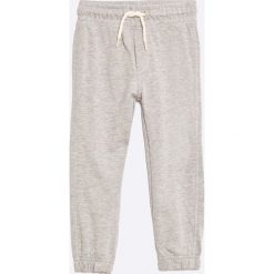 Blu Kids - Spodnie dziecięce 98-128 cm (2-pack). Szare spodnie chłopięce marki Blukids, z bawełny. W wyprzedaży za 39,90 zł.