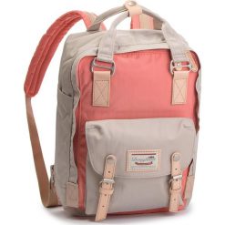 Plecak DOUGHNUT - D010-9209-F Macaroon Peach x Ivory. Szare plecaki męskie marki Doughnut, z materiału. W wyprzedaży za 259,00 zł.