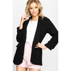 Czarna Marynarka Retro Comes Back. Czarne marynarki damskie Born2be, m, bez wzorów, z dzianiny. Za 89,99 zł.