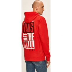Vans - Bluza. Czerwone bluzy męskie Vans, s, z nadrukiem, z bawełny, z kapturem, bez rękawów, z kapturem. Za 299,90 zł.