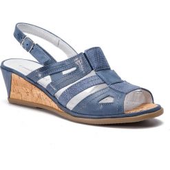 Sandały COMFORTABEL - 710942 Cobalt 5. Niebieskie klapki damskie Comfortabel, bez wzorów, ze skóry, bez obcasa, na obcasie. Za 279,00 zł.