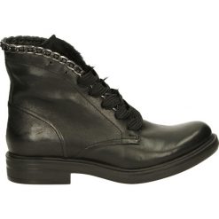 Botki - 544232 NERO. Czarne botki damskie skórzane marki Venezia. Za 369,00 zł.